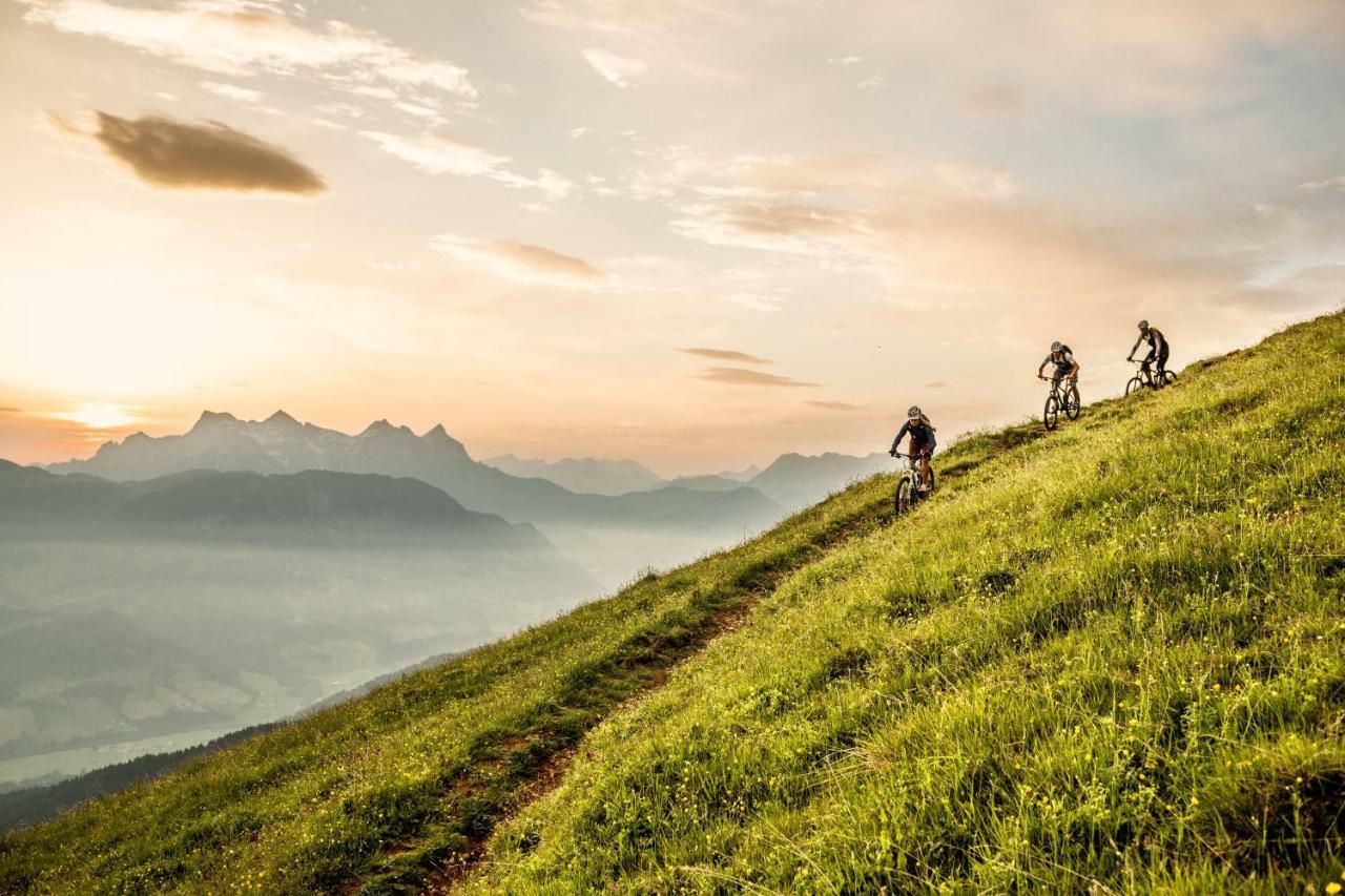 Das Stefan - Ferienwohnungen In Den Kitzbueheler Alpen Oberndorf in Tirol Luaran gambar